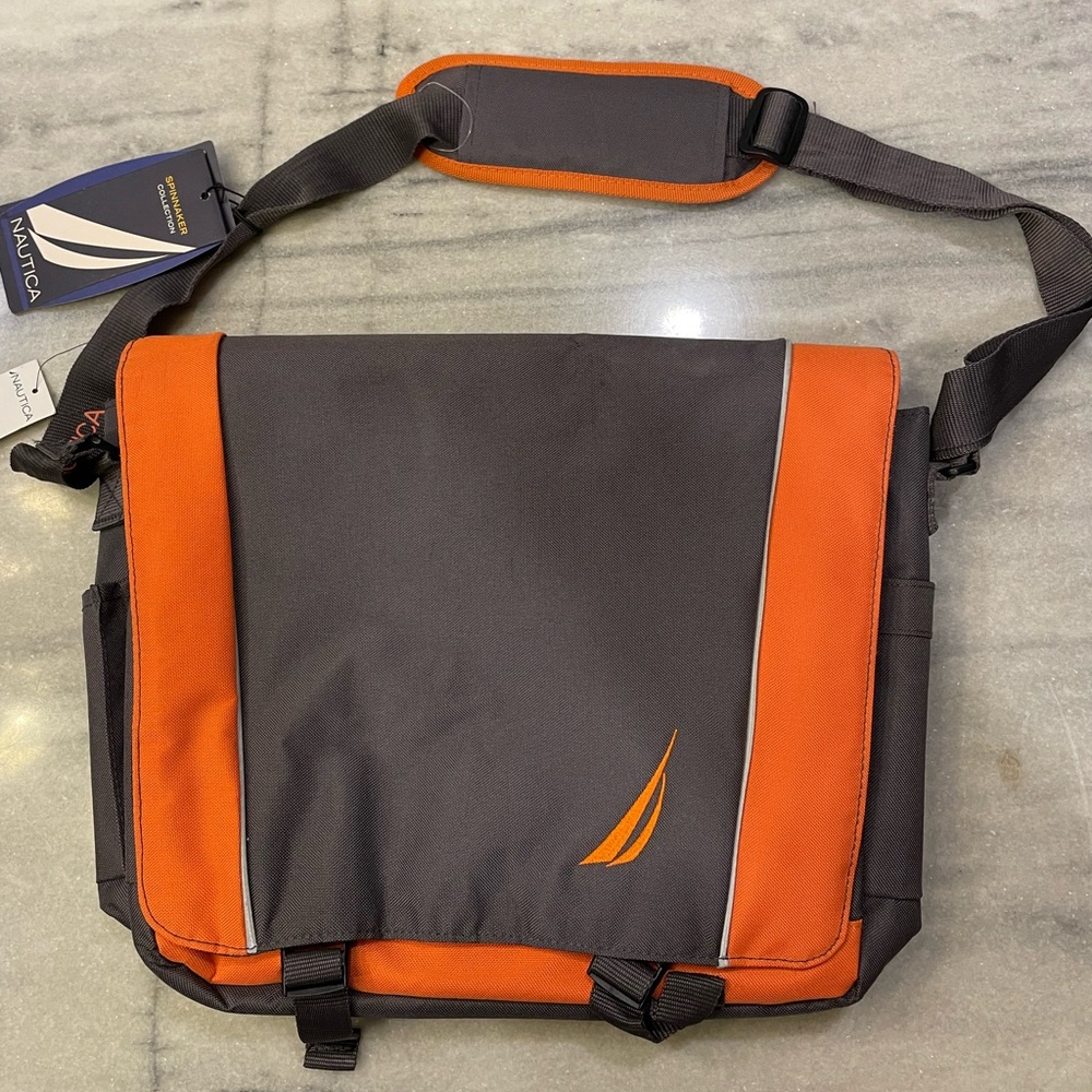 Nautica Bag Spinnaker Collection *** NEW ***
